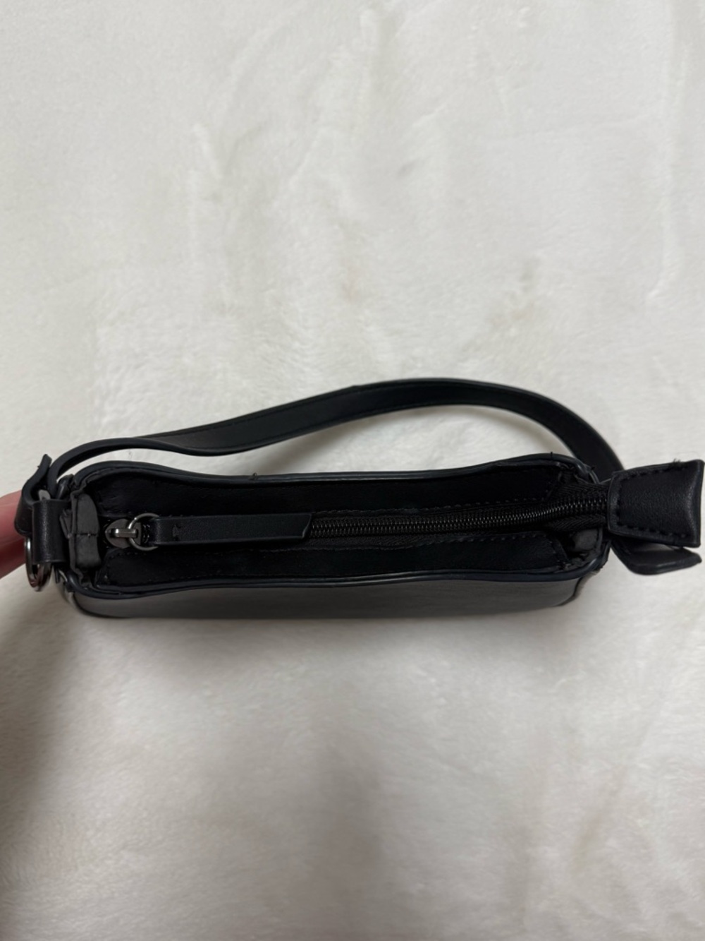 SHOULDER BAG Minimalist Classic Black Size OS GUC - Picture 13 of 16